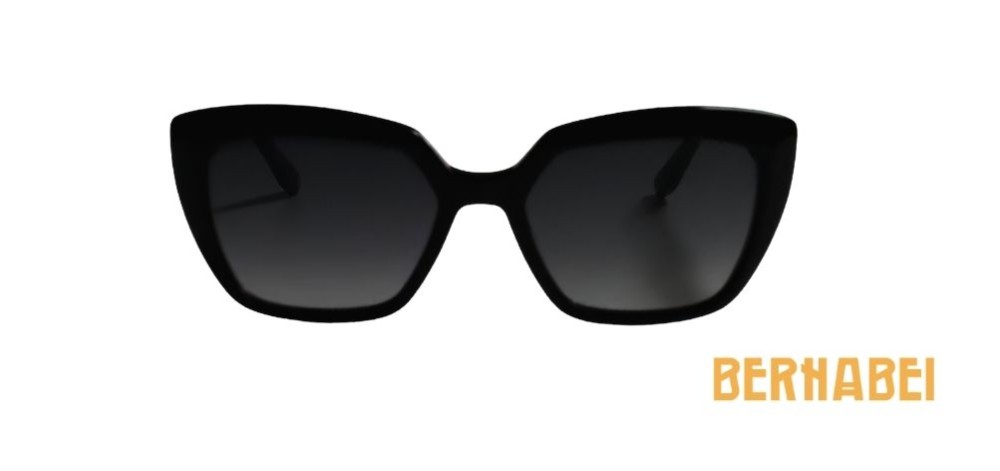 occhiali da sole barcellona colore nero lenti grigio scuro