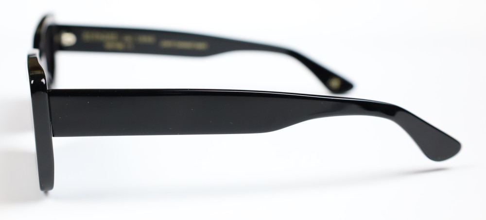 Occhiali da sole neri linea Bernabei