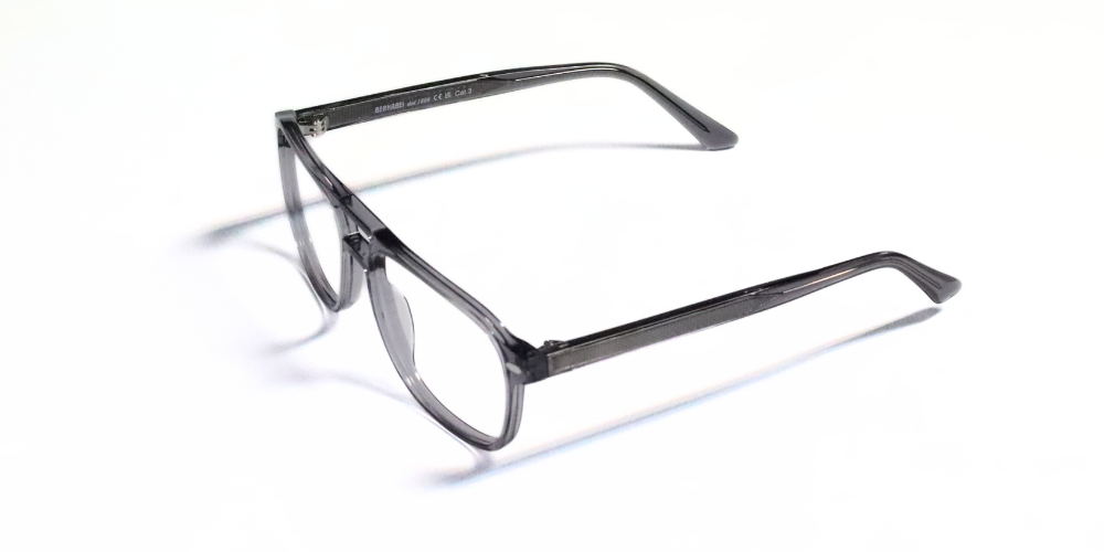 occhiali grigio anni settanta con inserti metallici