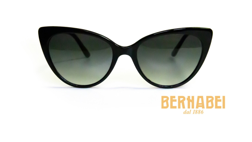 Occhiali da sole donna Morgana neri in acetato con lenti verde sfumato frontale