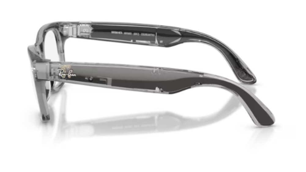 occhiali meta montatura grigio trasparente lenti fotocromatiche da trasparenti a zaffiro roma ottica bernabei aste