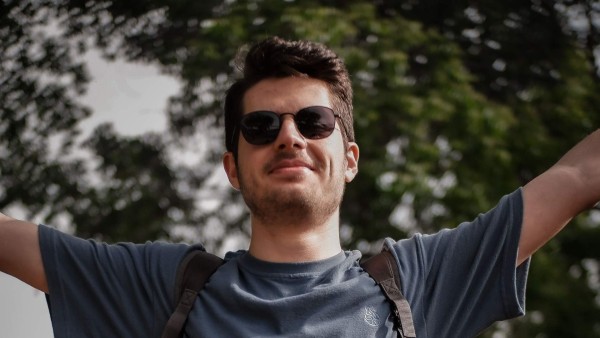 Occhiali per viso quadrato: forme e modelli