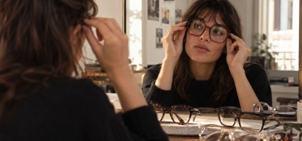 Occhiali per ogni tipo di viso: forma, proporzioni e capelli