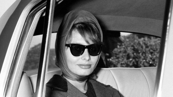 Occhiali stile retrò a Roma: i modelli vintage di Ottica Bernabei