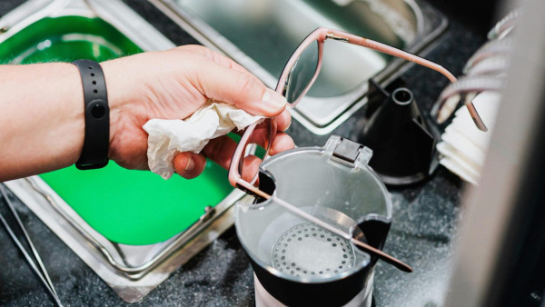 Riparazione occhiali a Roma centro storico: dove farla