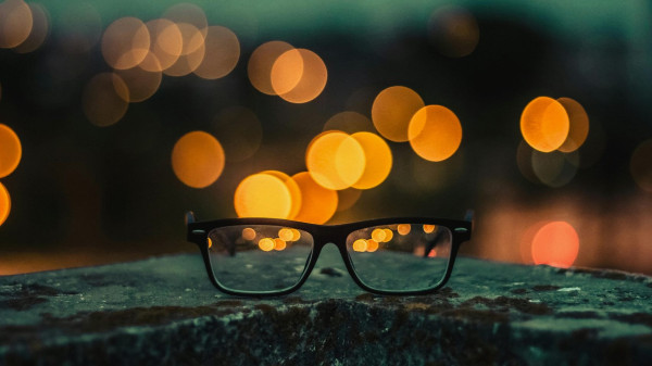 Lenti medicali, filtri e maculopatia: quando servono