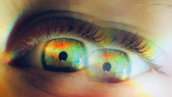 Vedo doppio? Quando le lenti prismatiche aiutano la visione doppia o vista sdoppiata